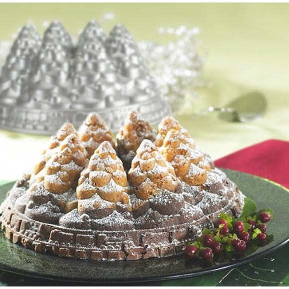 Nordic Ware Cake Bund Pan Pine Forest Holiday Tree Cast Aluminum USA Gift Vtg - Picture 2 of 5